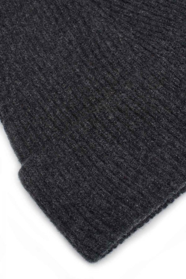 charcoal ribbed beanie lambswool detail