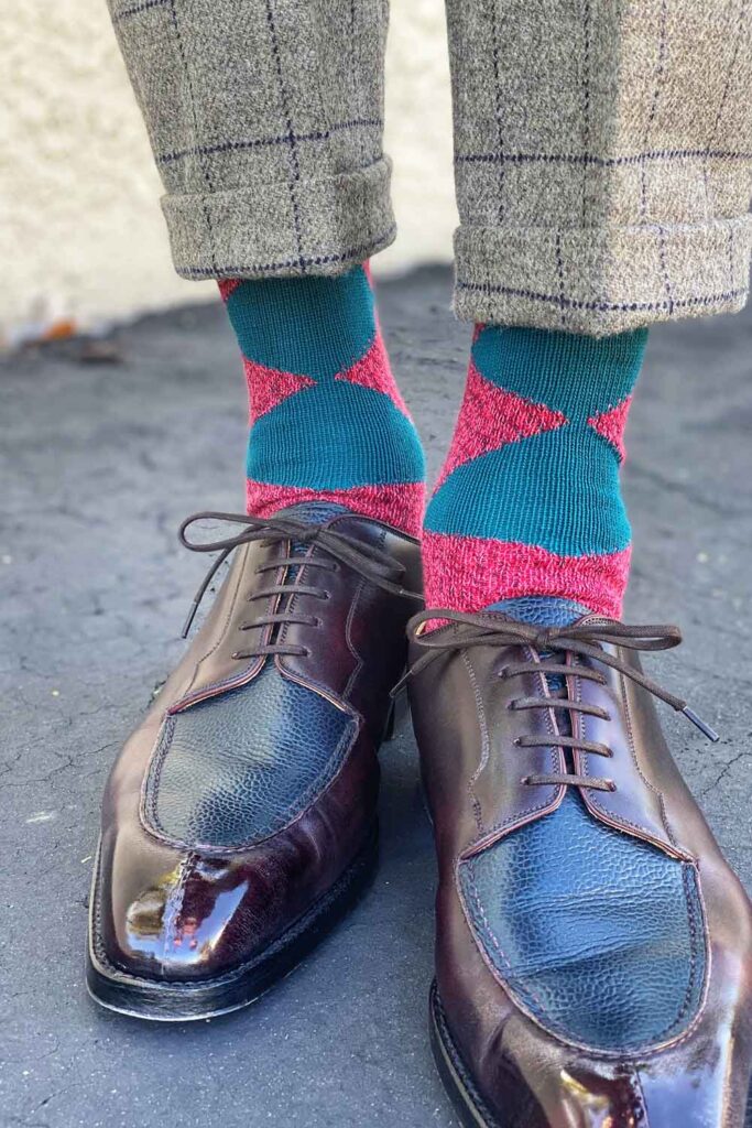Mens style Brogues and british made socks