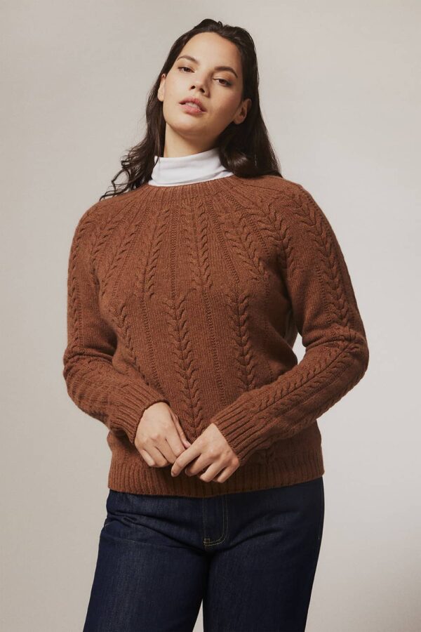 Wroxton Cable Lambswool Sweater Hazelnut - British Made 4