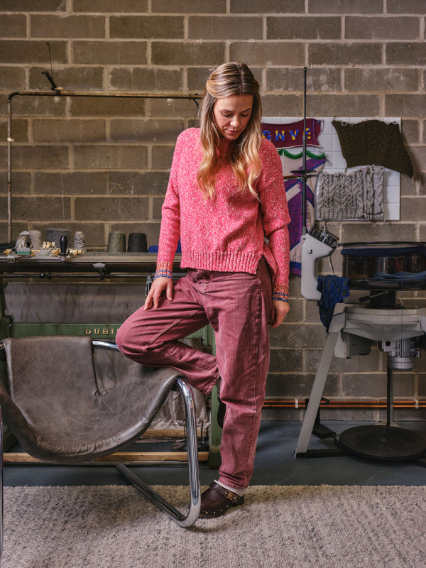 Brook Sweater Textured Lambswool Pink - British Made 2