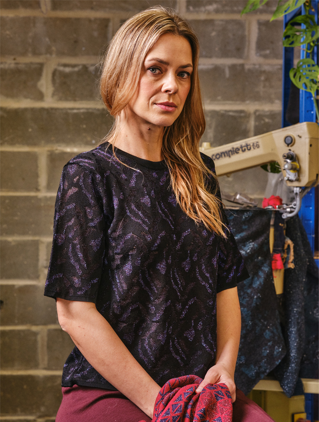>Aria Knitted T-shirt Viscose Jacquard Black